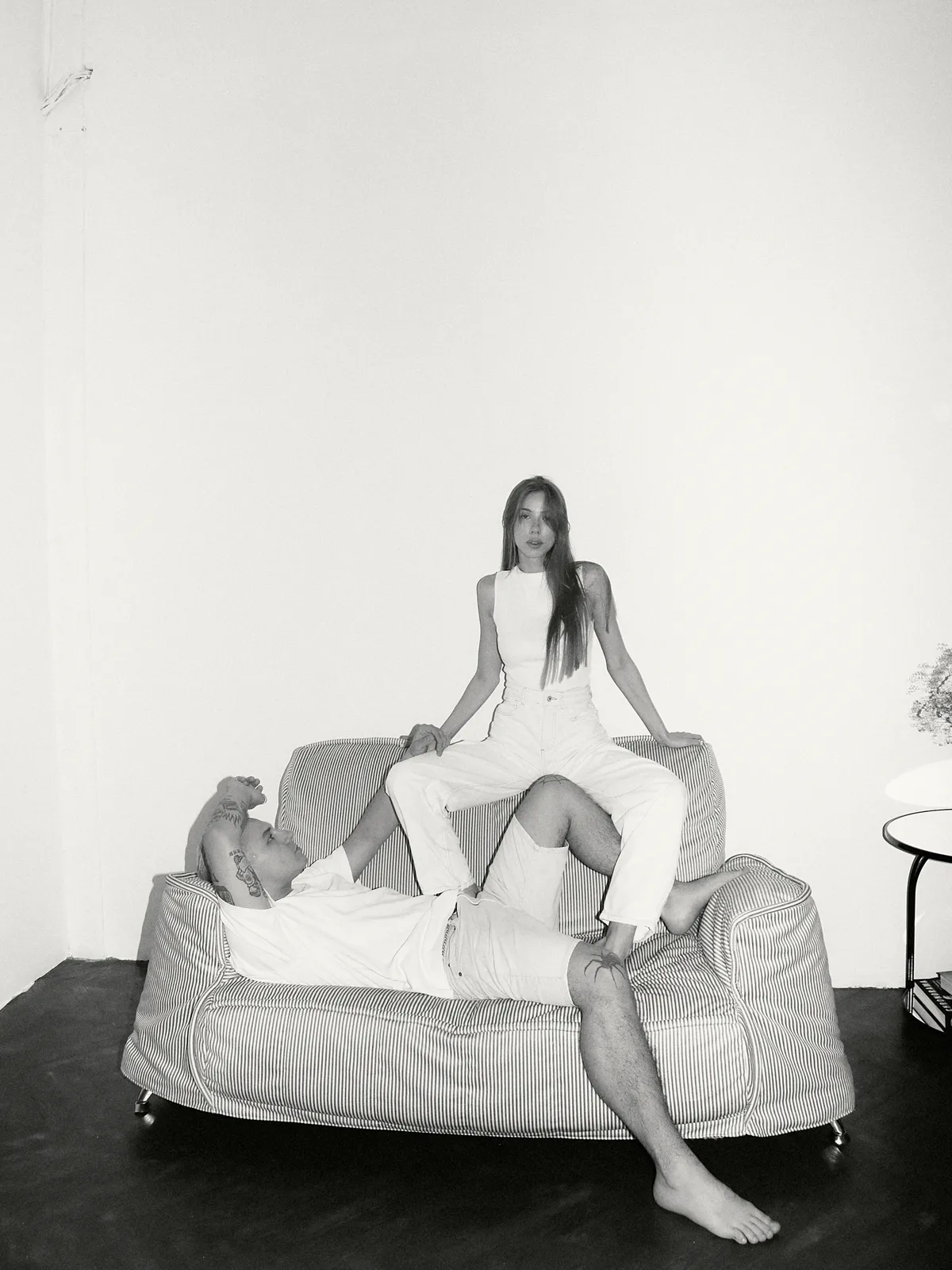 Фотограф Яна Мемей за работой — процесс съёмки Love Story в Варшаве