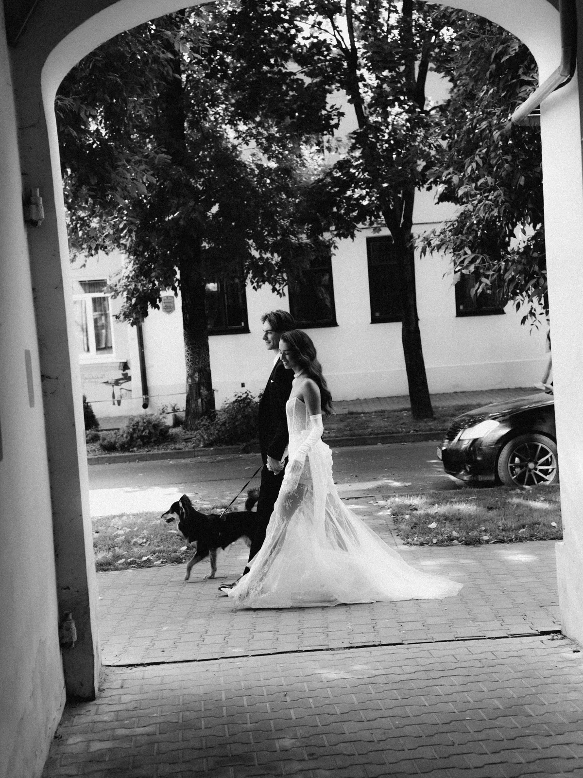 Обмен кольцами — трогательный момент свадебной церемонии